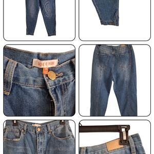 Women's Classic Blue Cropped Jeans By Mele & Pere Size 9